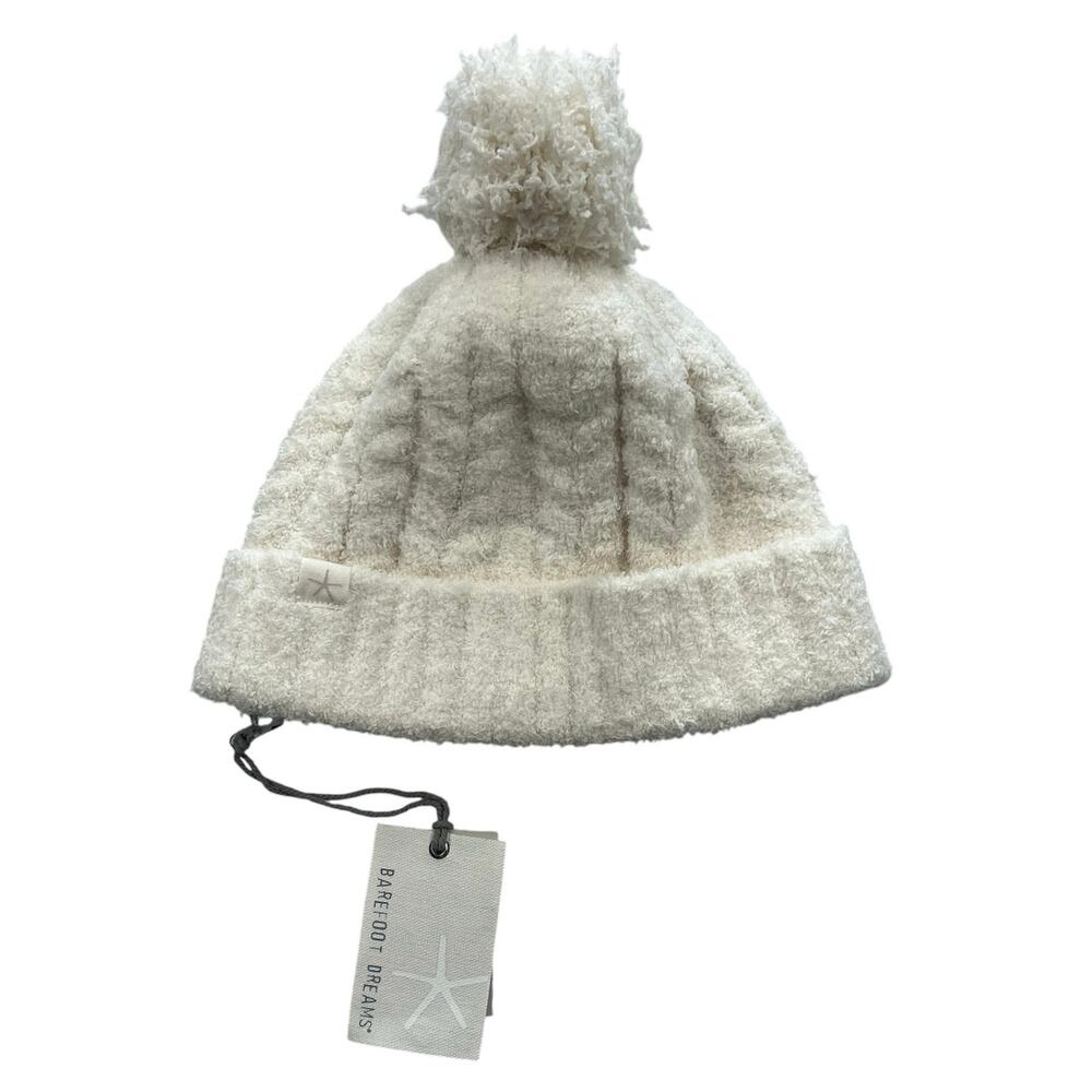 NWT Barefoot Dreams CozyChic Cable Beanie With Pom Pom in Cream OS